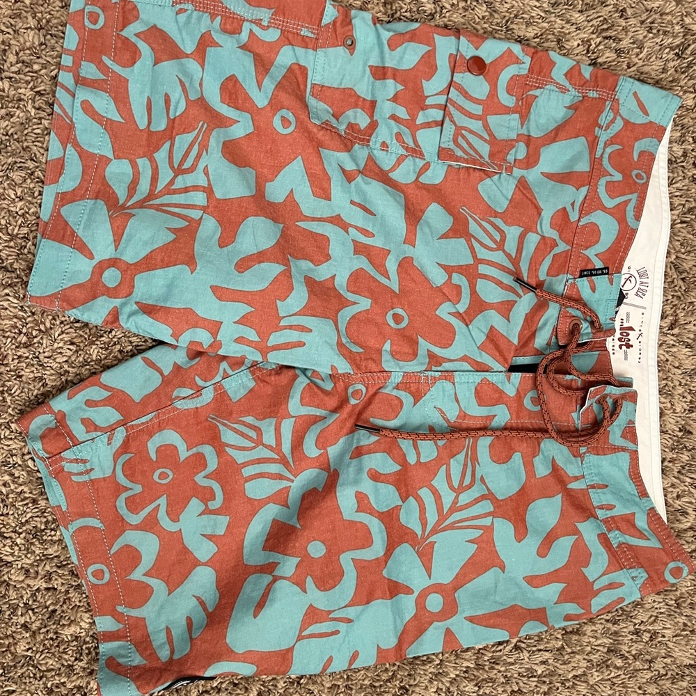 Mens Lost brand Boardshorts size 30
